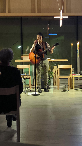 Chris Montenegro in de Jesuskirch, am 8.11.2024 2